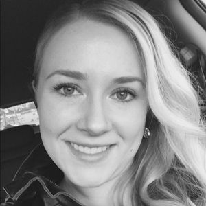 Meet your Posher, Theresa